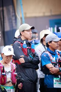 BIB: 1162, 152
                            <button type="button" onclick="openModal(13425196)" class="btn btn-primary btn-sm float-right btn-popup" data-toggle="modal" data-target=".modal-high-quality">
                        <i class="fas fa-shopping-cart"></i> Add to Cart
                    </button>
                                            <button type="button" onclick="isThisMe(13425196, true)" class="btn btn-success btn-sm float-right btn-popup btn-isme hidden" data-toggle="tooltip" data-placement="bottom" title="นี่คือรูปของคุณใช่ไหม คลิกที่นี่เพื่อเอาเข้าอัลบั้ม">
                        <i class="fas fa-plus"></i> Add to album
                    </button>
                    <button type="button" onclick="isThisMe(13425196, false)" class="btn btn-warning btn-sm float-right btn-popup btn-isnotme hidden">
                        <i class="fas fa-ban"></i> Remove from album
                    </button>